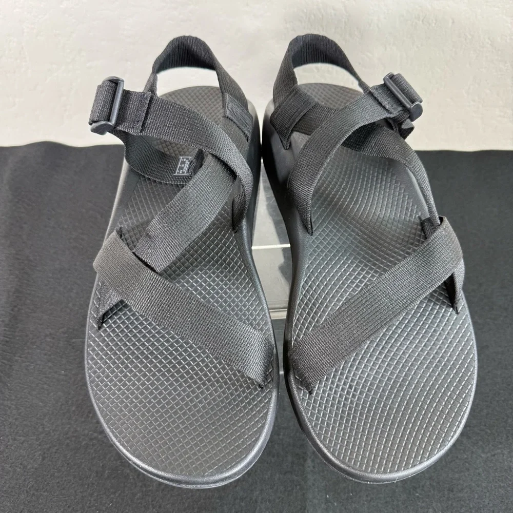 NEW NWOT CHACO Men’s Z2 Classic Adjustable Strap Performance Sandals Size 13